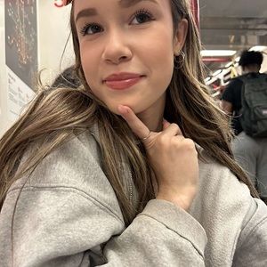 Meet your Posher, Tessa